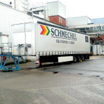 schmechel_logistik_beladung_trailer_rampe